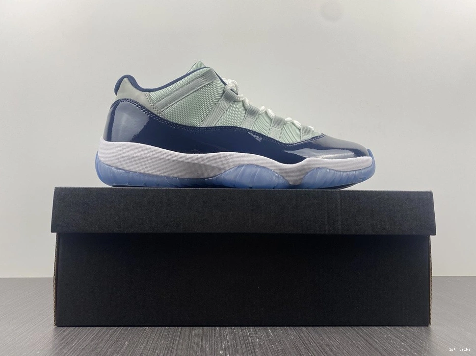 Retro 11 Georgetown 528895-007 - Jordan Low 0417